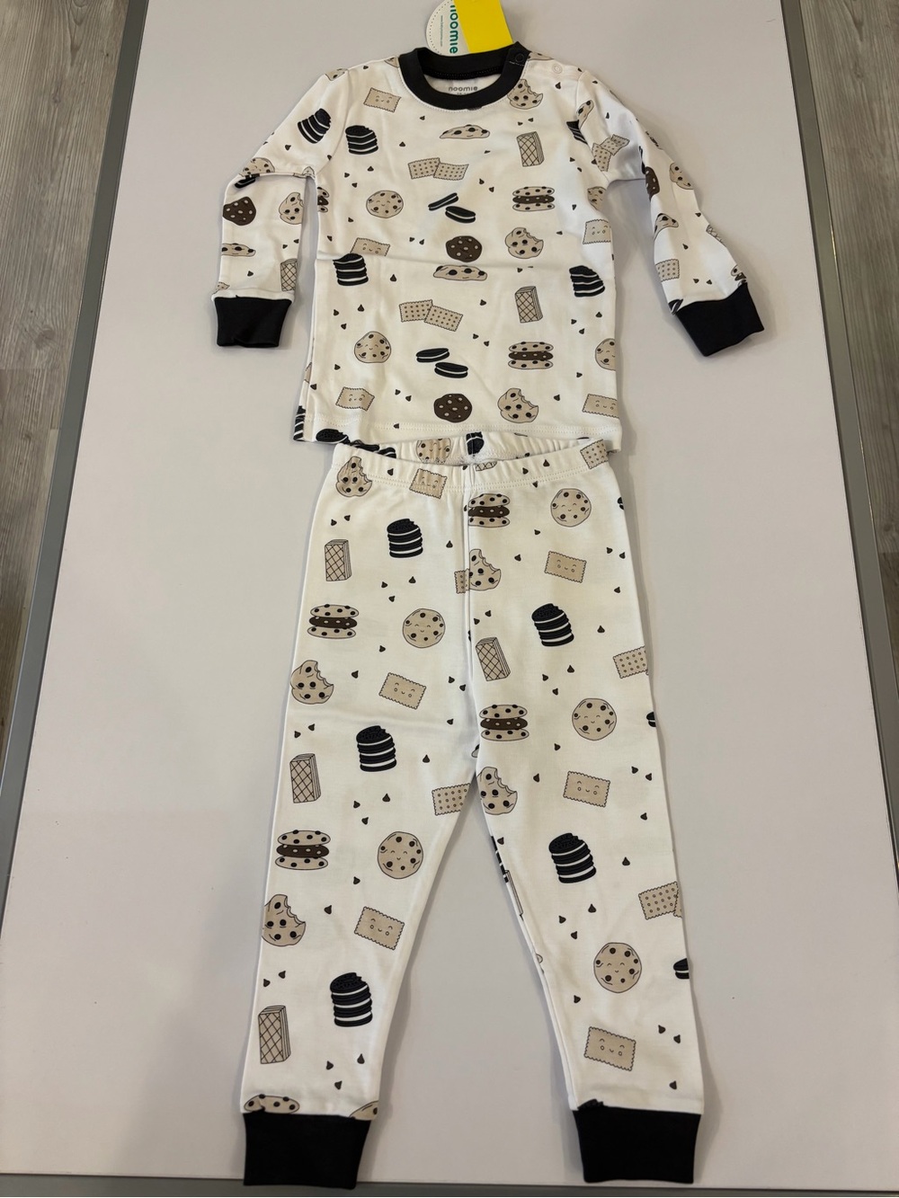 Noomie Kids Cream Cookie Print Pajama Set